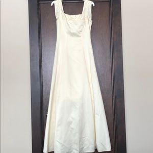 Pretty pale yellow prom dress